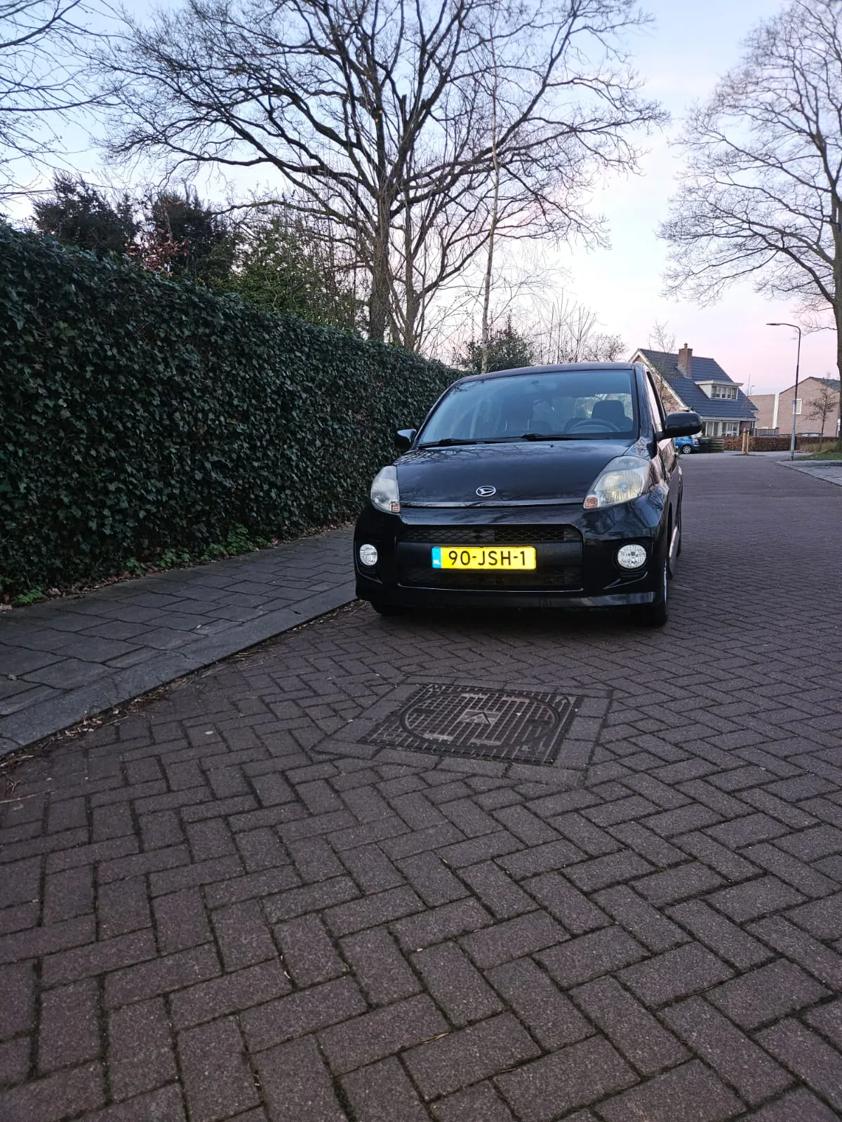Zwart metallic Daihatsu Sirion 1.3 Sport